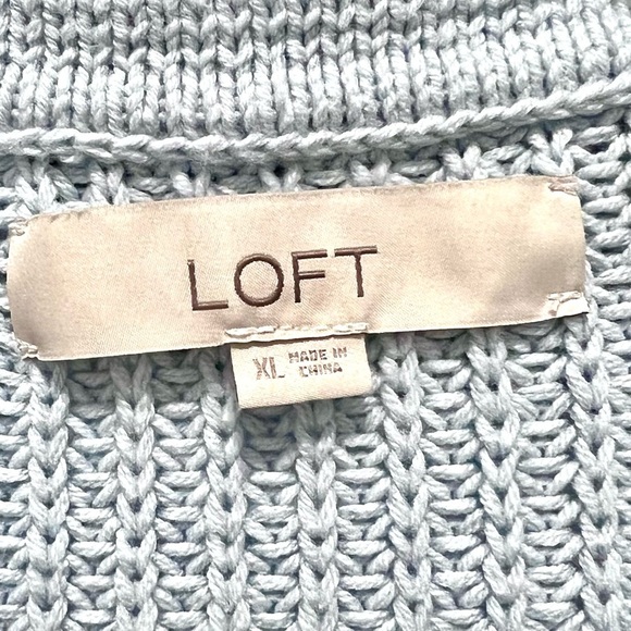 LOFT 100% cotton crochet yoke Light Blue V-Neck Sweater XL - Picture 3 of 10